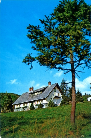 1170 - Muntii Bucegi. Cabana Zanoaga